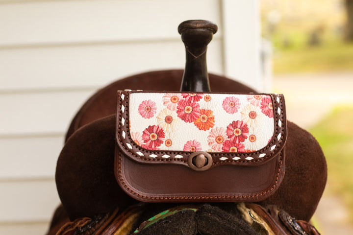 Pommel saddle/belt bag - Gerbera Daisy on hickory
