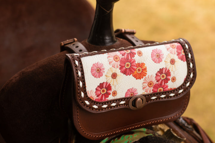 Pommel saddle/belt bag - Gerbera Daisy on hickory