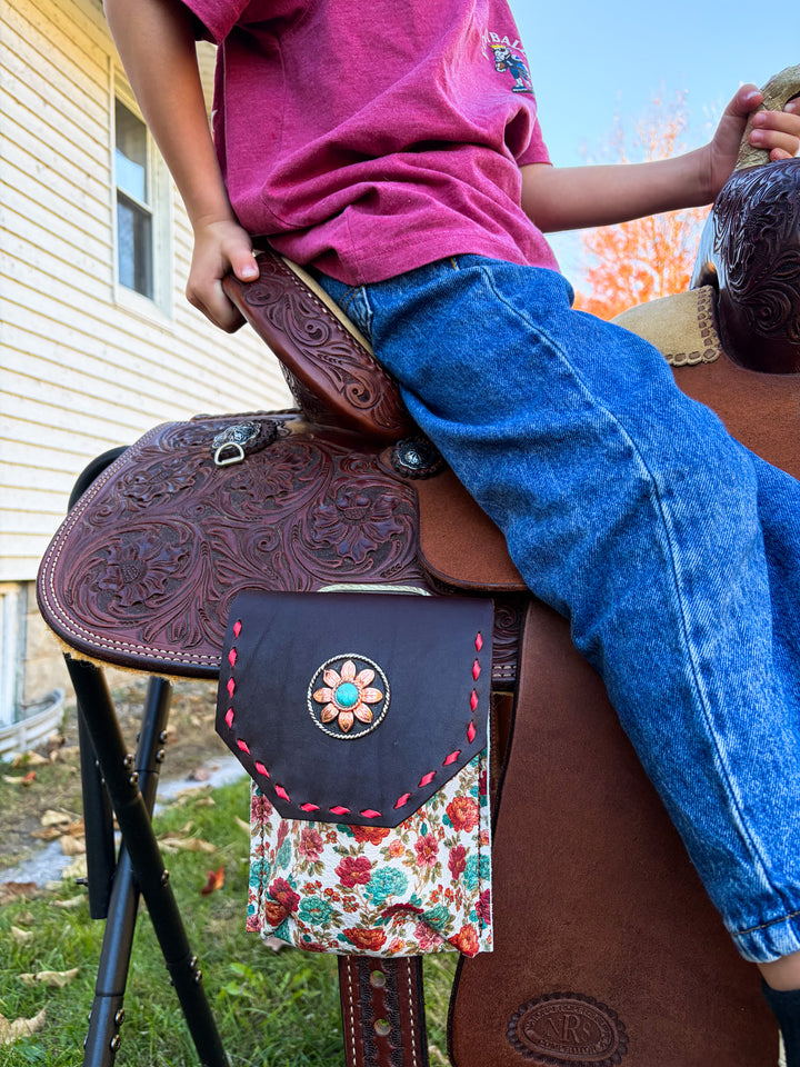 [In Stock] Lady Emberly  -  Back Cinch Saddle Bag