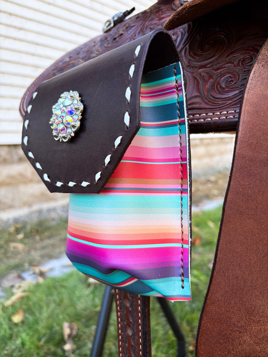 [In Stock] Sedona with white lace  -  Back Cinch Saddle Bag