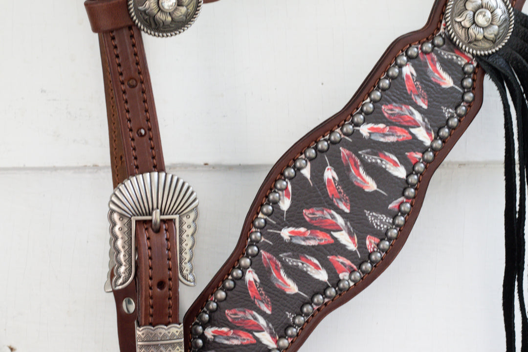 [In Stock] Black and Red Feather-  Tack Set- hickory w/ removable tassels