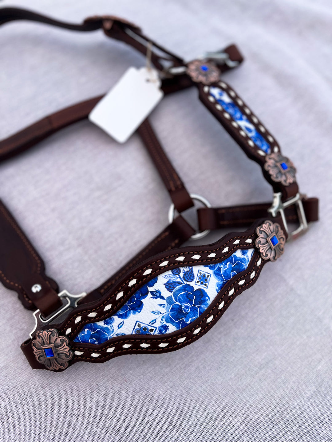 [ Stock] Full Leather Halter - Livie on hickory