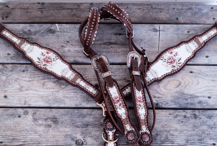 [ Made To Order] The Blush Drawing Room-  Regular Style Tack Set
