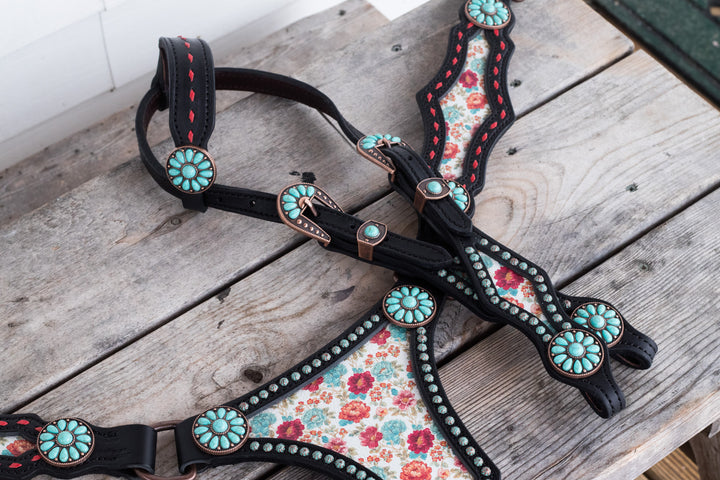 [In Stock] Lady Emberly -  Large Centerplate Tack Set - one ear