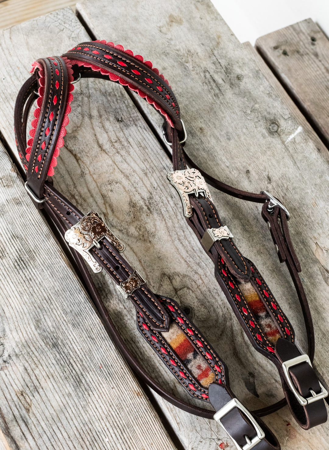 [ In Stock ] Red Wool - Scallop double ear - Quick Change Headstall