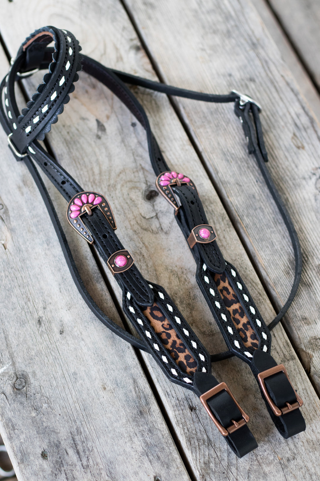 [ In Stock ] Leopard w/ white buckstich- black - Quick Change Headstall